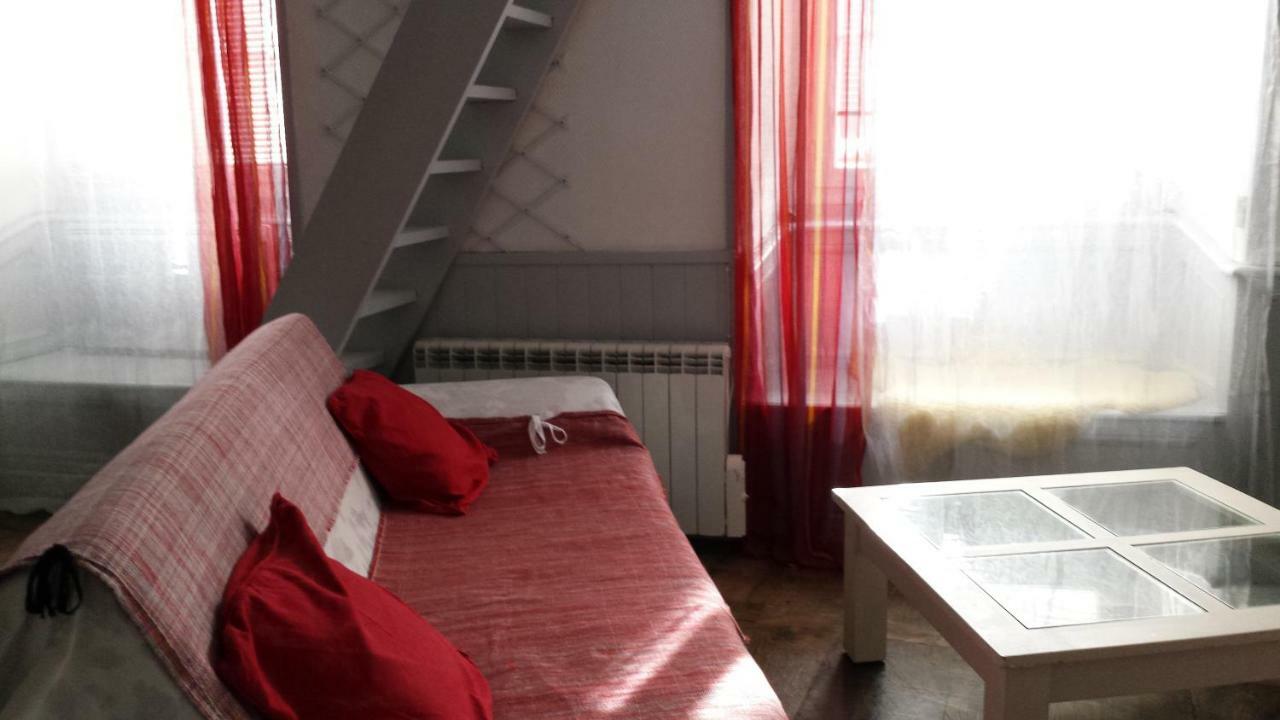 Coquet Studio En Mezzanine Nuit Pour 2 Personnes Saint-Girons  Exteriör bild