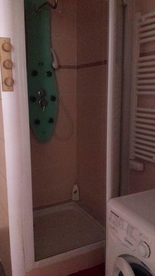Coquet Studio En Mezzanine Nuit Pour 2 Personnes Saint-Girons  Exteriör bild