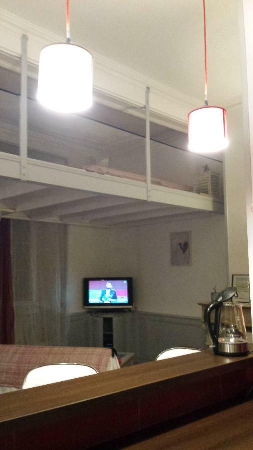 Coquet Studio En Mezzanine Nuit Pour 2 Personnes Saint-Girons  Exteriör bild